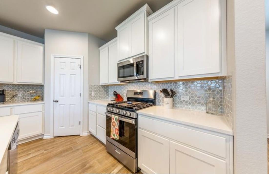 1606 Denesa Dr Kitchen 2